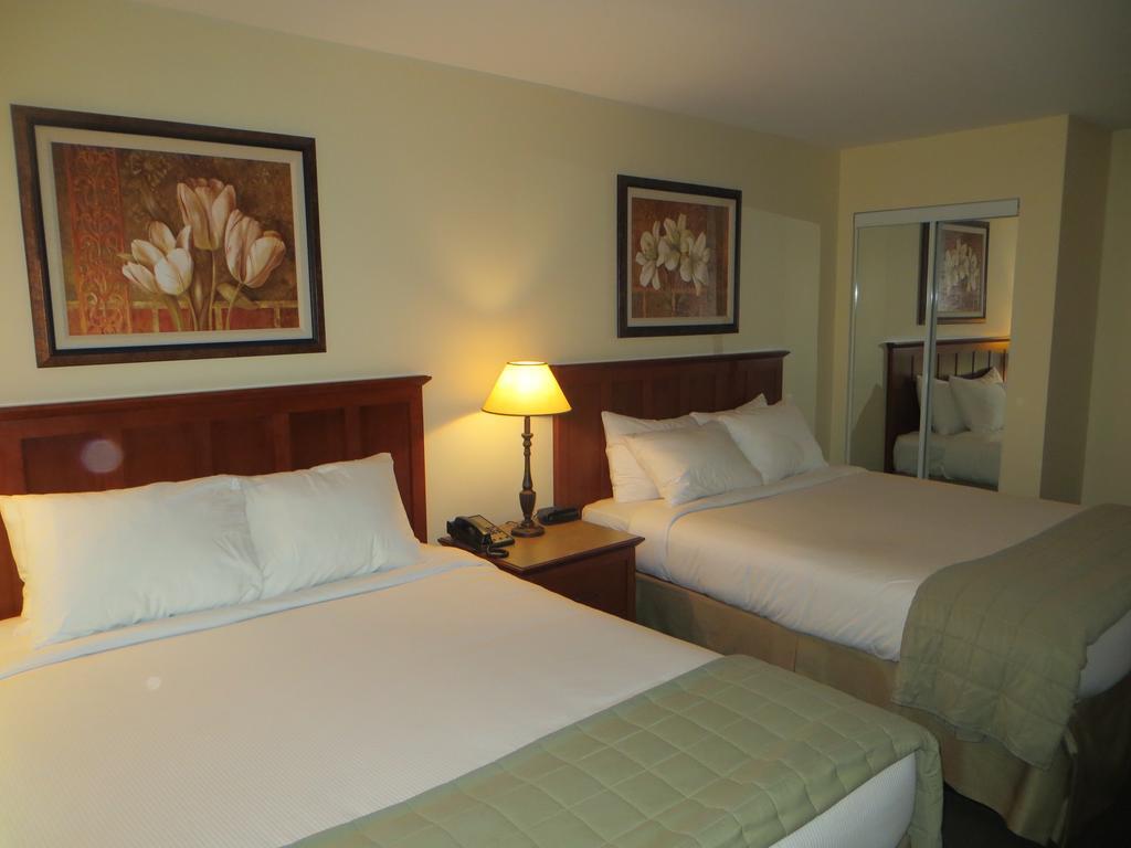 Hotel St-Bernard St-Bernard de Lacolle Quarto foto